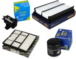 Zestaw filtrów Toyota Corolla E10 E11 1.3 XLI 1.4 1.6 (1)