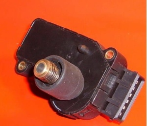 SILNIK KROKOWY 0132008601 # MD84004# 3437010931#0132008603 #3437010915 #3437010931 #19203R #032133031 #SK015 (1393556)