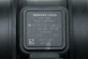 PRZEPŁYWOMIERZ POWIETRZA  MERCEDES 5WK97003 (1485124)