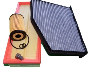 Zestaw filtrów VW Golf 6 Jetta 1.6 TDI 77KW +KOREK