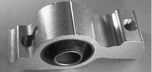 Tuleja  {TYŁ} wahacza PEUGEOT 406 36460 01